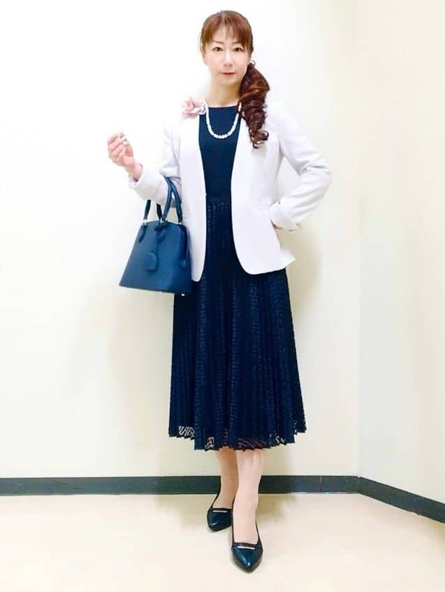 花さんの「Reflect｜【SS-4Lサイズ】シフォン&times;幾何柄レースプリーツワンピース」を使ったコーディネート