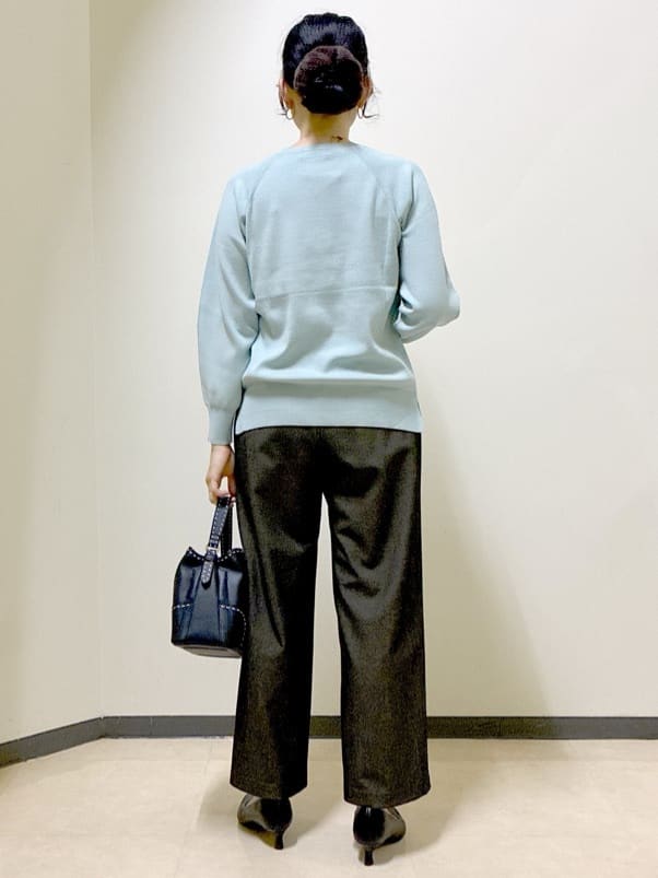  beni_gingerさんの「Reflect｜【ゆったり着られる◎】ラグランスリーブニット」を使ったコーディネート