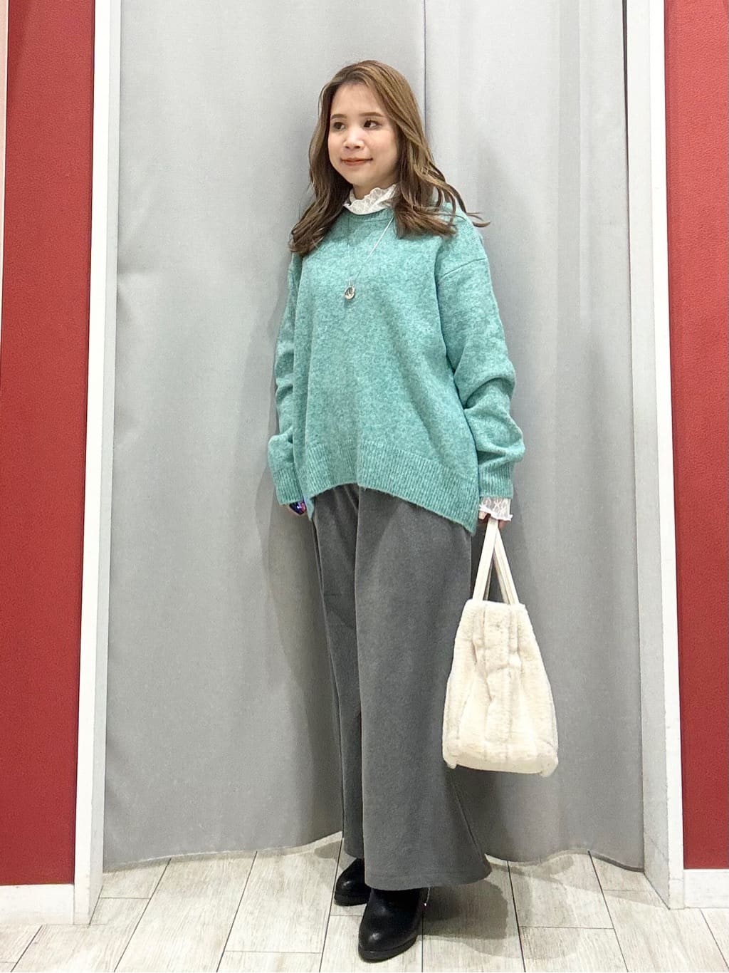 shioさんの「SHOO･LA･RUE｜【着丈選べる/きっと虜になる】あったかもちもち ワイドパンツ」を使ったコーディネート