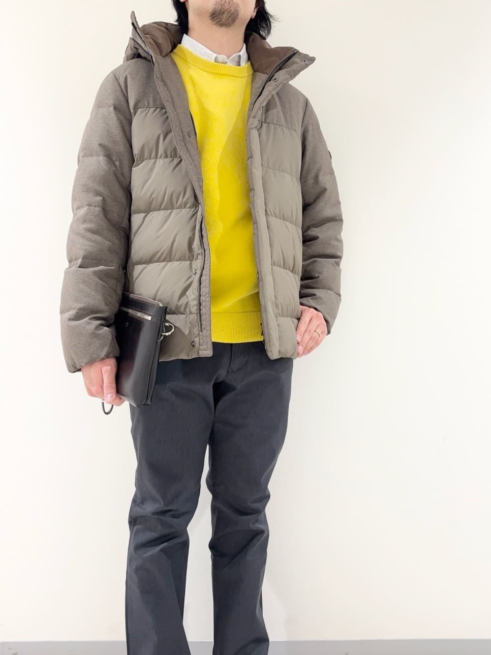 及川さんの「TAKEO KIKUCHI｜カラーコンビ ダウンブルゾン」を使ったコーディネート