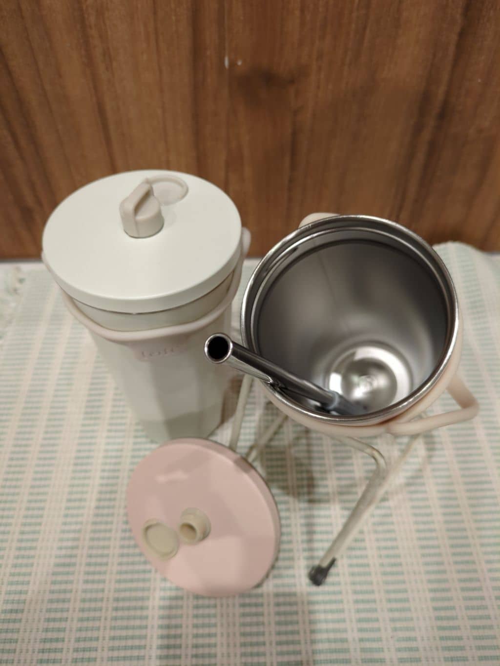 しょこさんの「212 KITCHEN STORE｜トート ストロー付2wayタンブラー470ml PK」を使ったコーディネート
