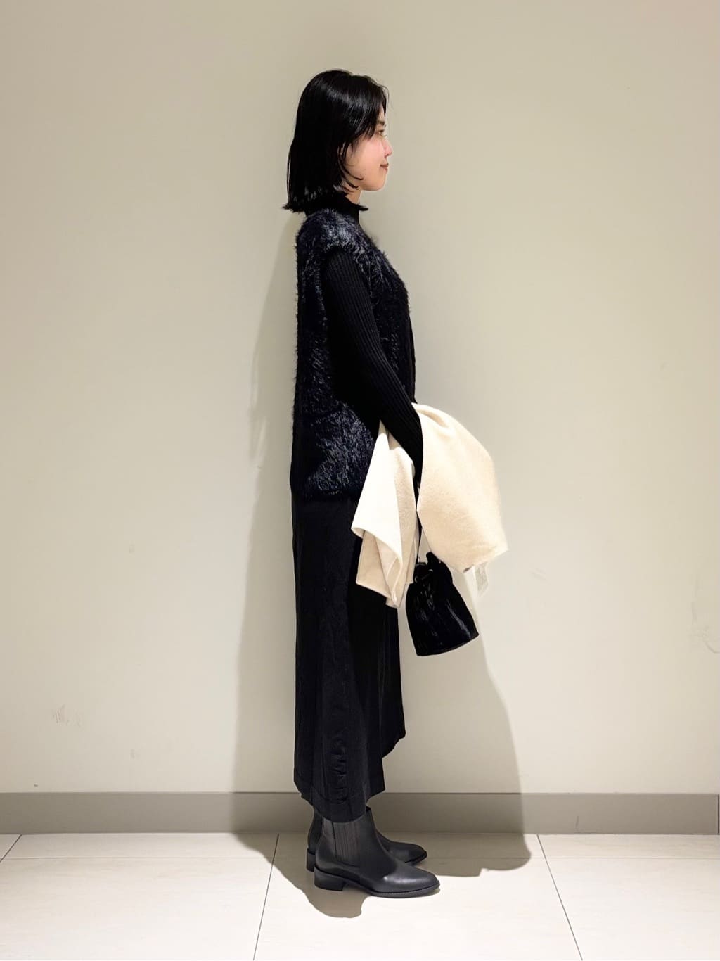 mayuさんの「Dessin｜ウール混クルーネックコート」を使ったコーディネート