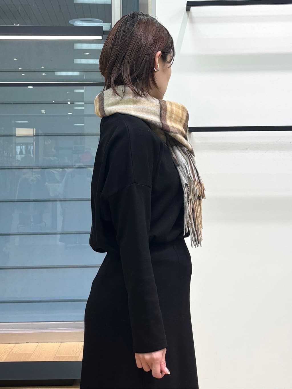 asamiさんの「INDIVI｜【SETUP可能／洗える／UVケア】ライトジャージ セミフレアスカート」を使ったコーディネート
