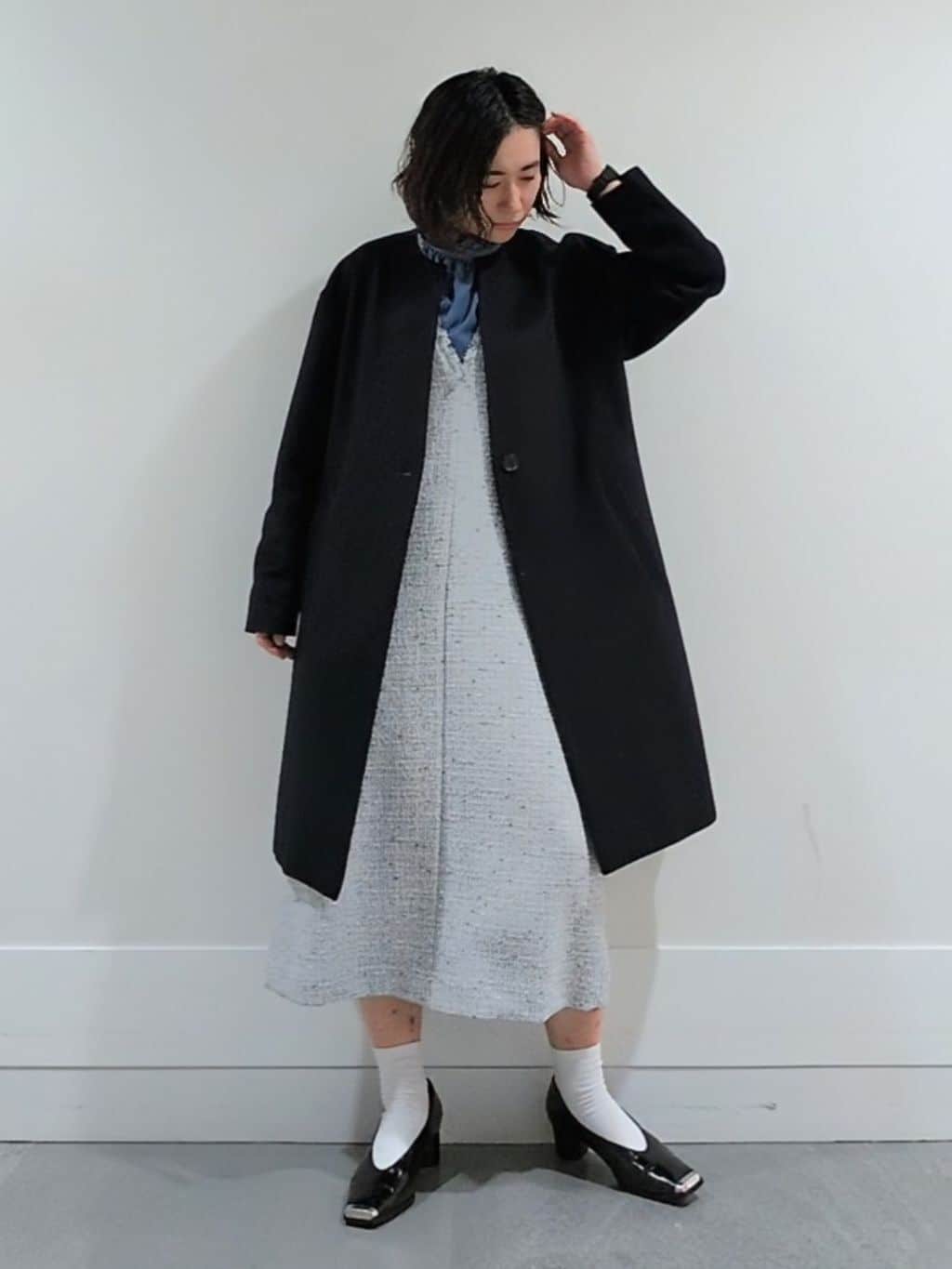 ミズタさんの「UNTITLED｜【エレガント/お仕事着にも】スタンドフリルネック ブラウス」を使ったコーディネート