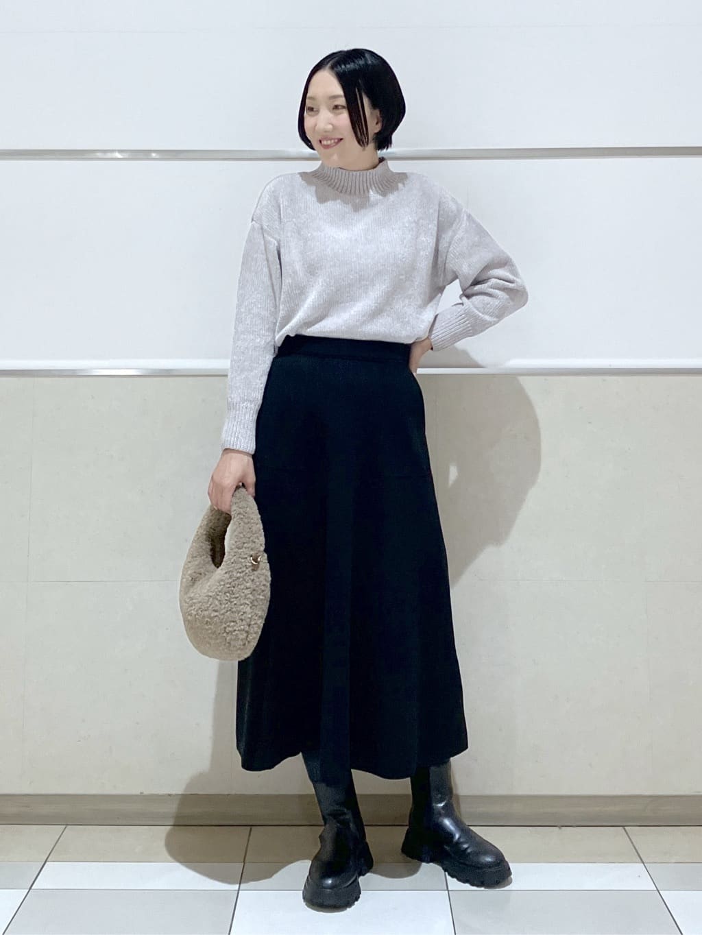 eriko さんの「Dessin｜【洗える】ハイネックベロアモールニット」を使ったコーディネート