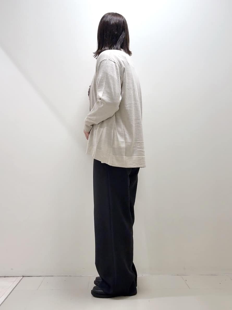 YUIさんの「UNTITLED｜【アンサンブル可/洗える/ボタンなし】シルクウールカシミヤ 着流しカーディガン」を使ったコーディネート