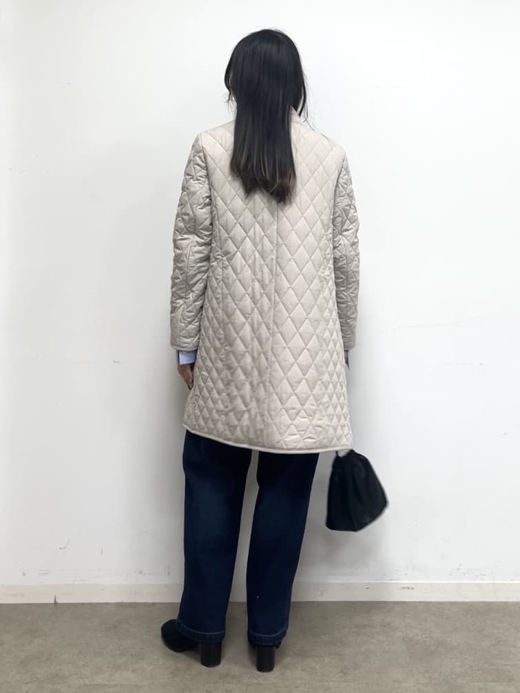 cotaniさんの「SHOO･LA･RUE｜【撥水/フード取り外し可】自然にくびれる あったかダイヤ柄キルトコート【CIRCRIC】」を使ったコーディネート