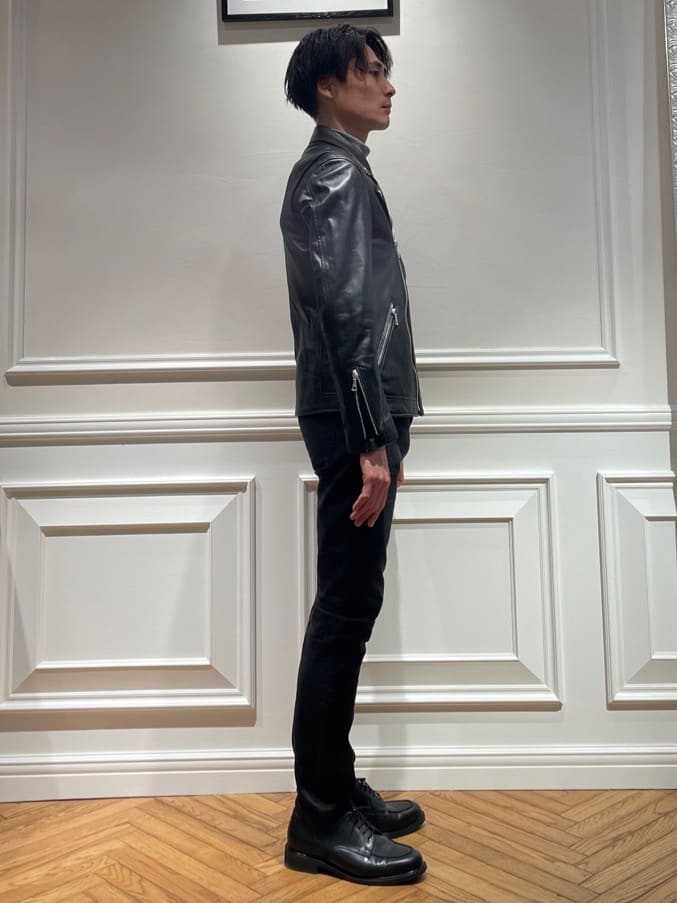 橋本さんの「DRESSTERIOR｜◆【本革】レザーライダースジャケット」を使ったコーディネート
