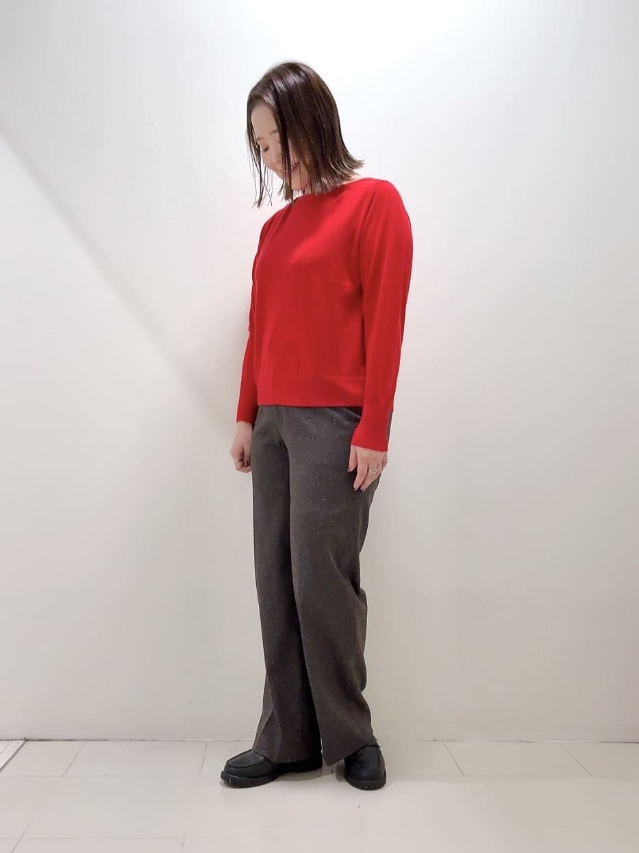 YUIさんの「UNTITLED｜【はっ水機能/フード取り外し可/防寒】ロングダウンコート」を使ったコーディネート