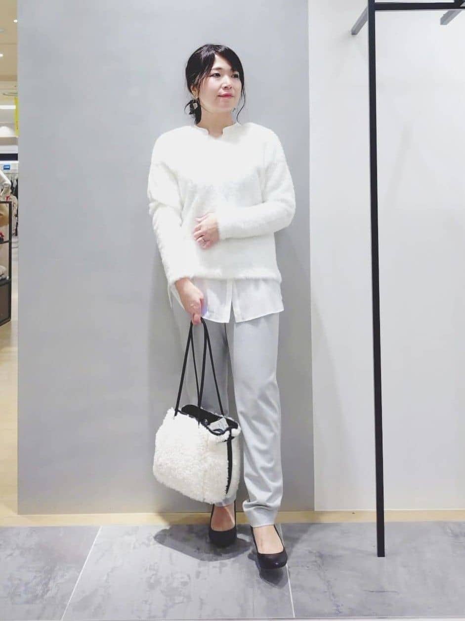 TOMOMIさんの「INDIVI｜ボアミドルバッグ」を使ったコーディネート