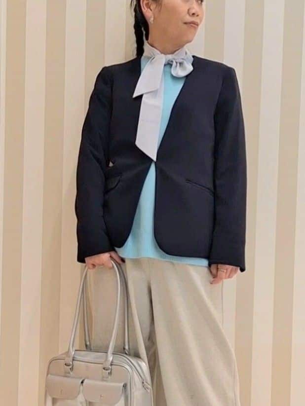 Saoさんの「SHOO･LA･RUE｜【洗濯機可/セットアップ可/S-3L】きちんと楽に。カットジョーゼットノーカラージャケット」を使ったコーディネート