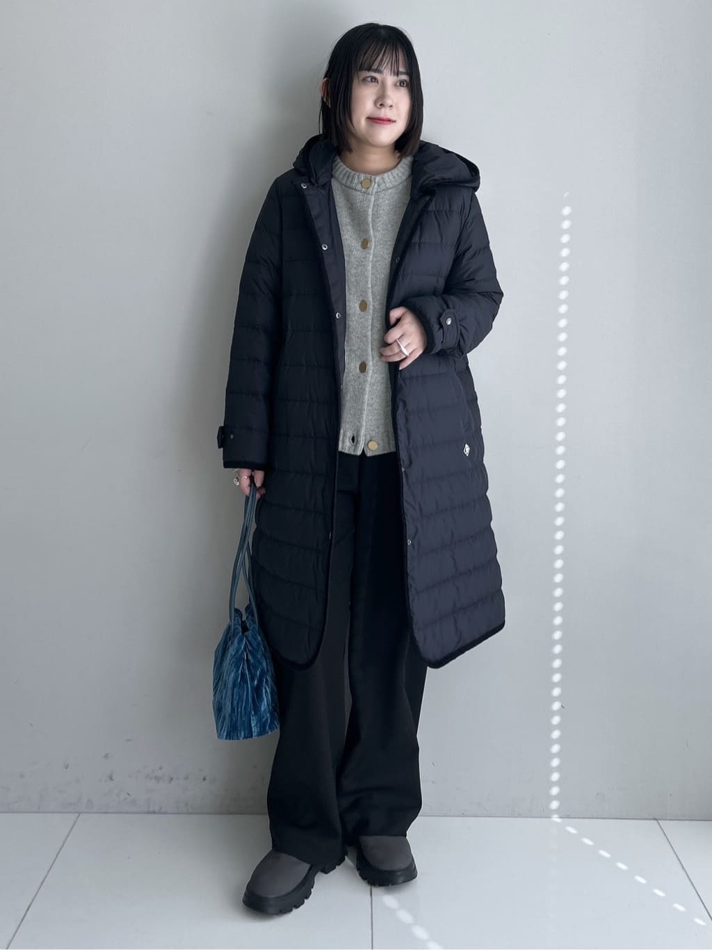 Hirokaさんの「Dessin｜ウールカシミヤカーディガン」を使ったコーディネート