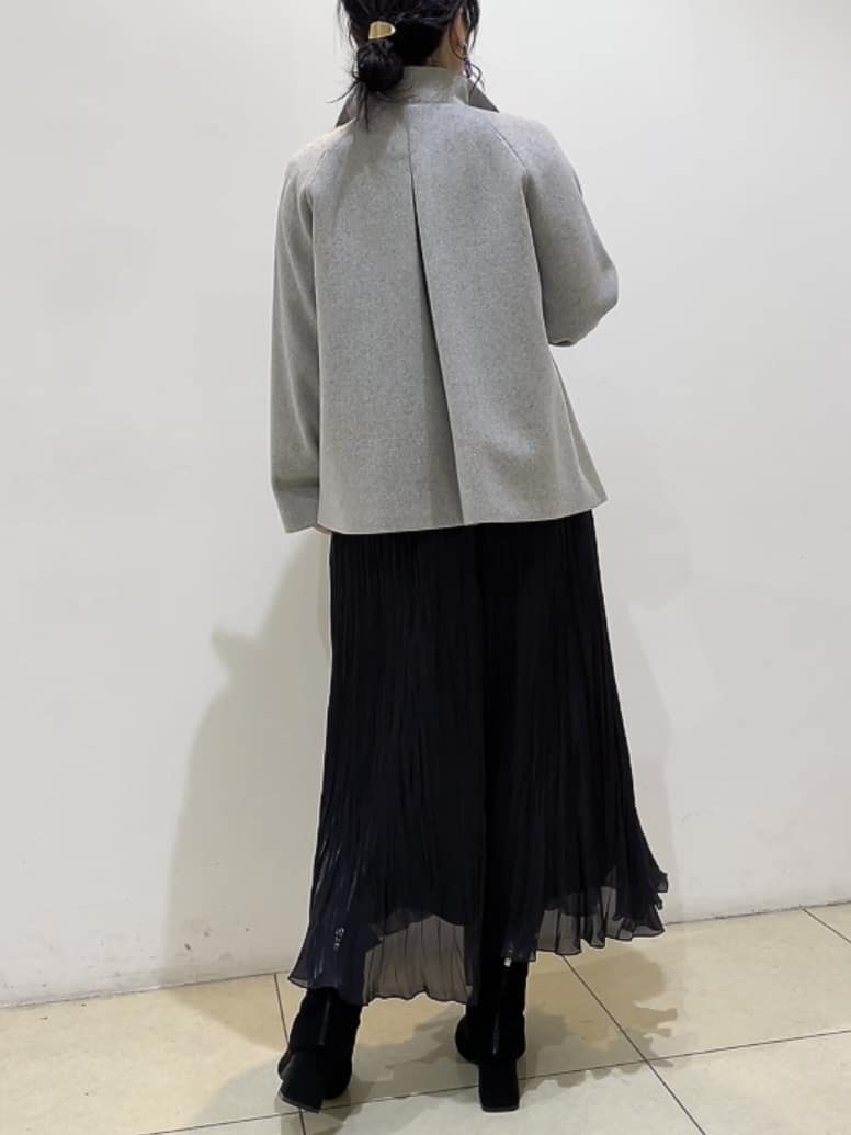 watanabeさんの「UNTITLED｜【着回しが効く／オンオフアウター】ウールショートコート」を使ったコーディネート
