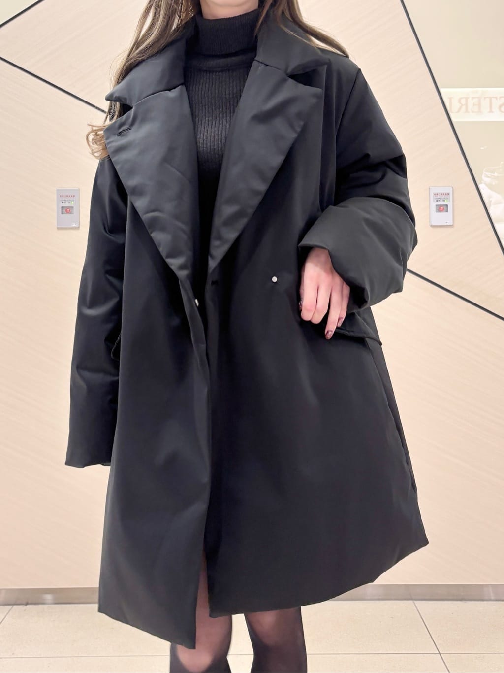 清水夏姫さんの「DRESSTERIOR｜オーバーラップサークルショートパンツ」を使ったコーディネート