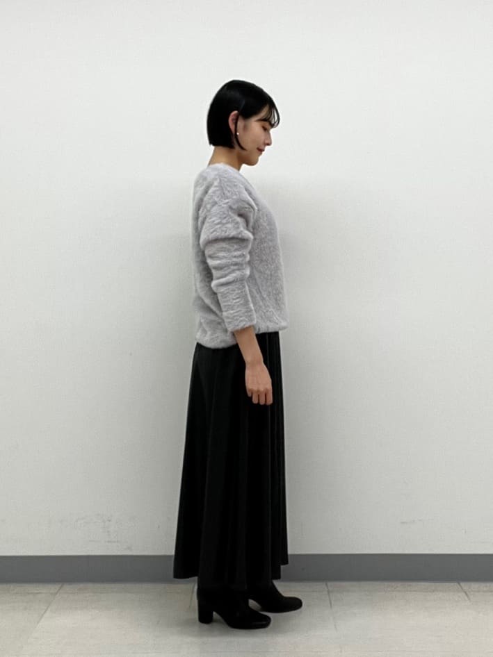 hinanoさんの「INDIVI｜【洗える】エアリーシャギートップス」を使ったコーディネート