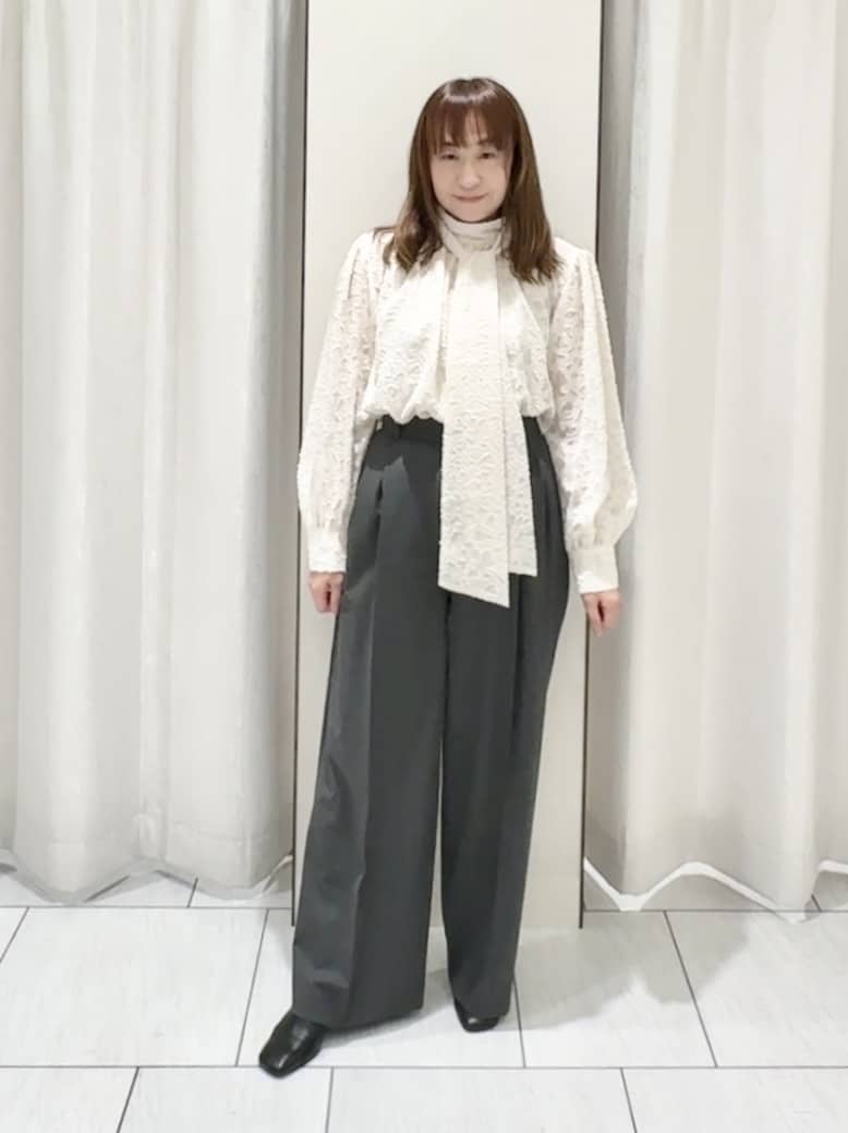 ʏᴜᴋɪᴋᴏさんの「UNTITLED｜【ゆったりサイズ／着丈短め】ジップニットカーディガン」を使ったコーディネート