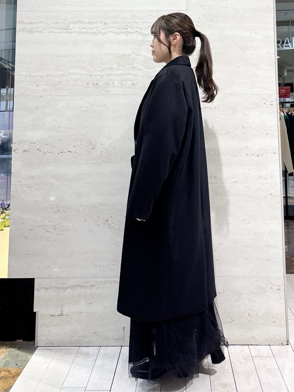 かほさんの「OPAQUE.CLIP｜【2WAY】オイル調合皮チェーンハンドルムーンミドルバッグ」を使ったコーディネート