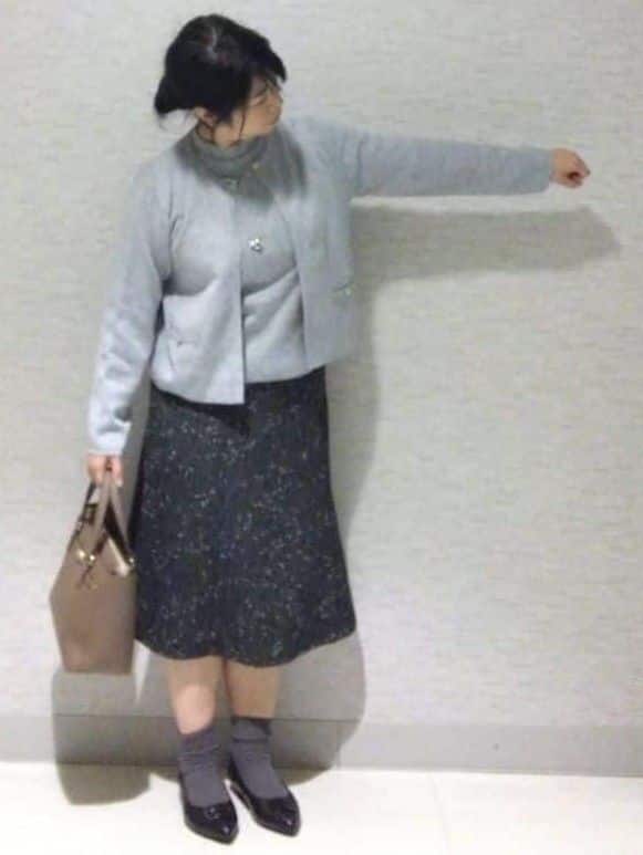 sakoさんの「Reflect｜【選べる5色／アンサンブル可】Vネックカーディガン」を使ったコーディネート