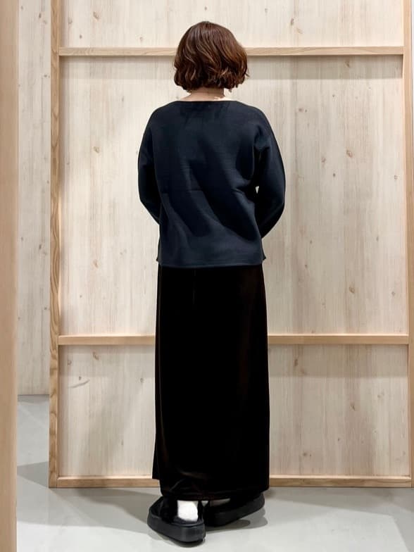 nakoさんの「THE SHOP TK｜【S-XLサイズ/選べる7色】どこから見ても美しい ガーターニット/毛玉になりにくい/洗濯機OK」を使ったコーディネート