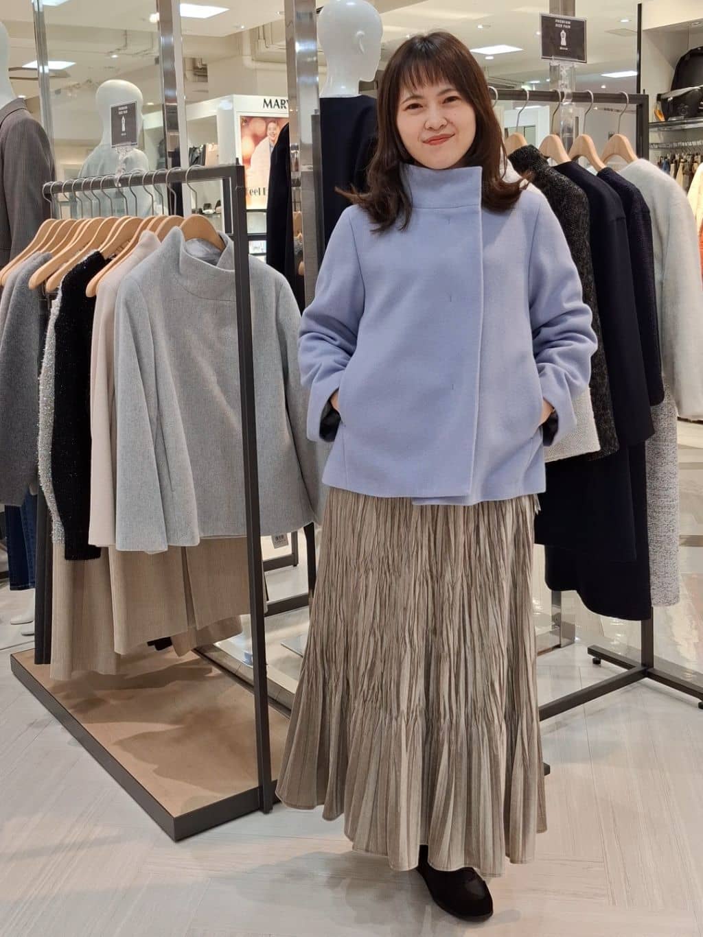YuKaRiさんの「UNTITLED｜【着回しが効く／オンオフアウター】ウールショートコート」を使ったコーディネート