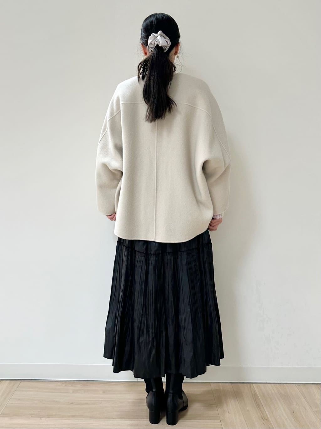 Momoさんの「Reflect｜【一枚で着映え◎／ゆったり着られるワンサイズ】スパンコール&times;ラメニット」を使ったコーディネート