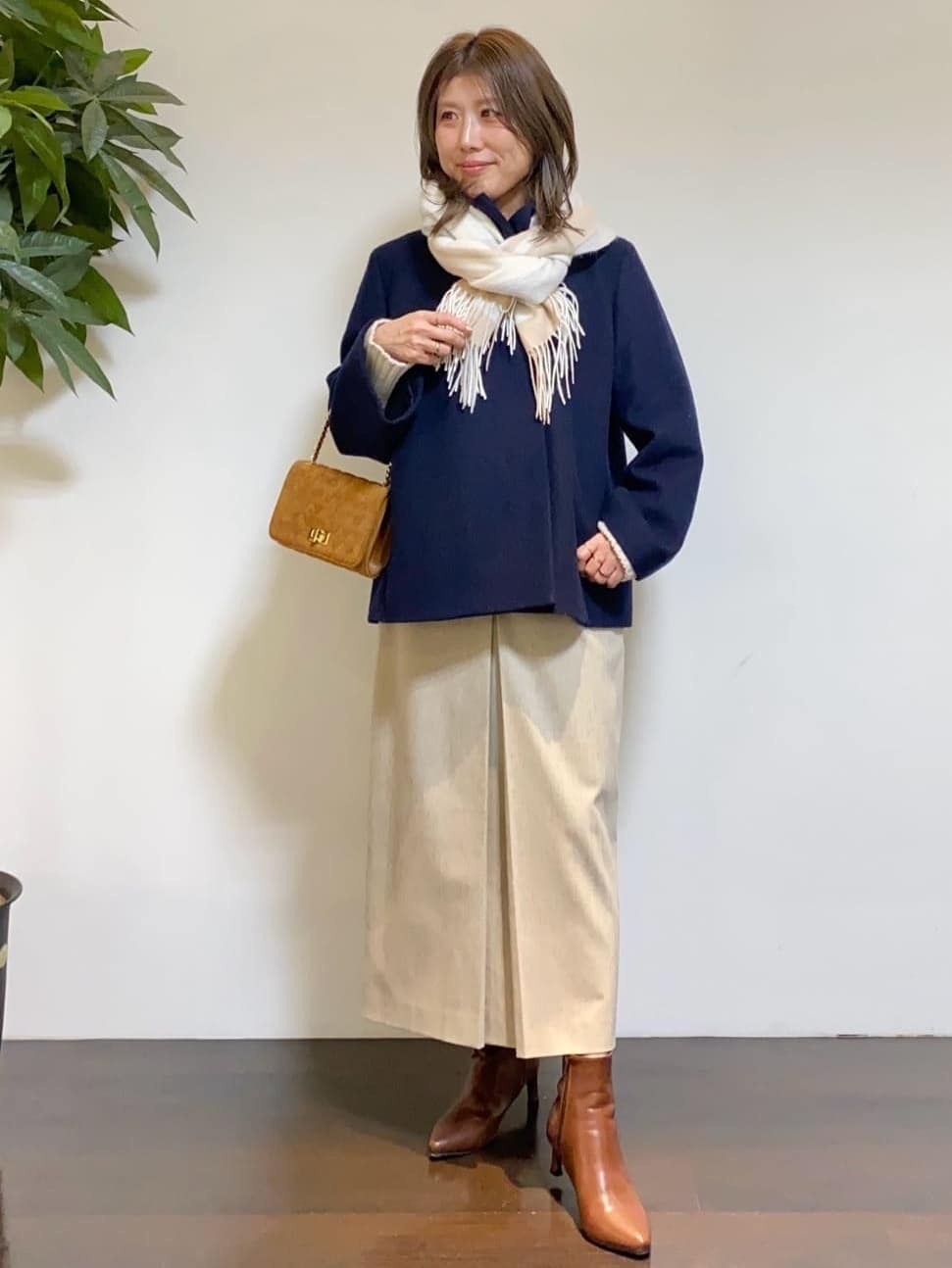 tomoさんの「UNTITLED｜【着回しが効く／オンオフアウター】ウールショートコート」を使ったコーディネート