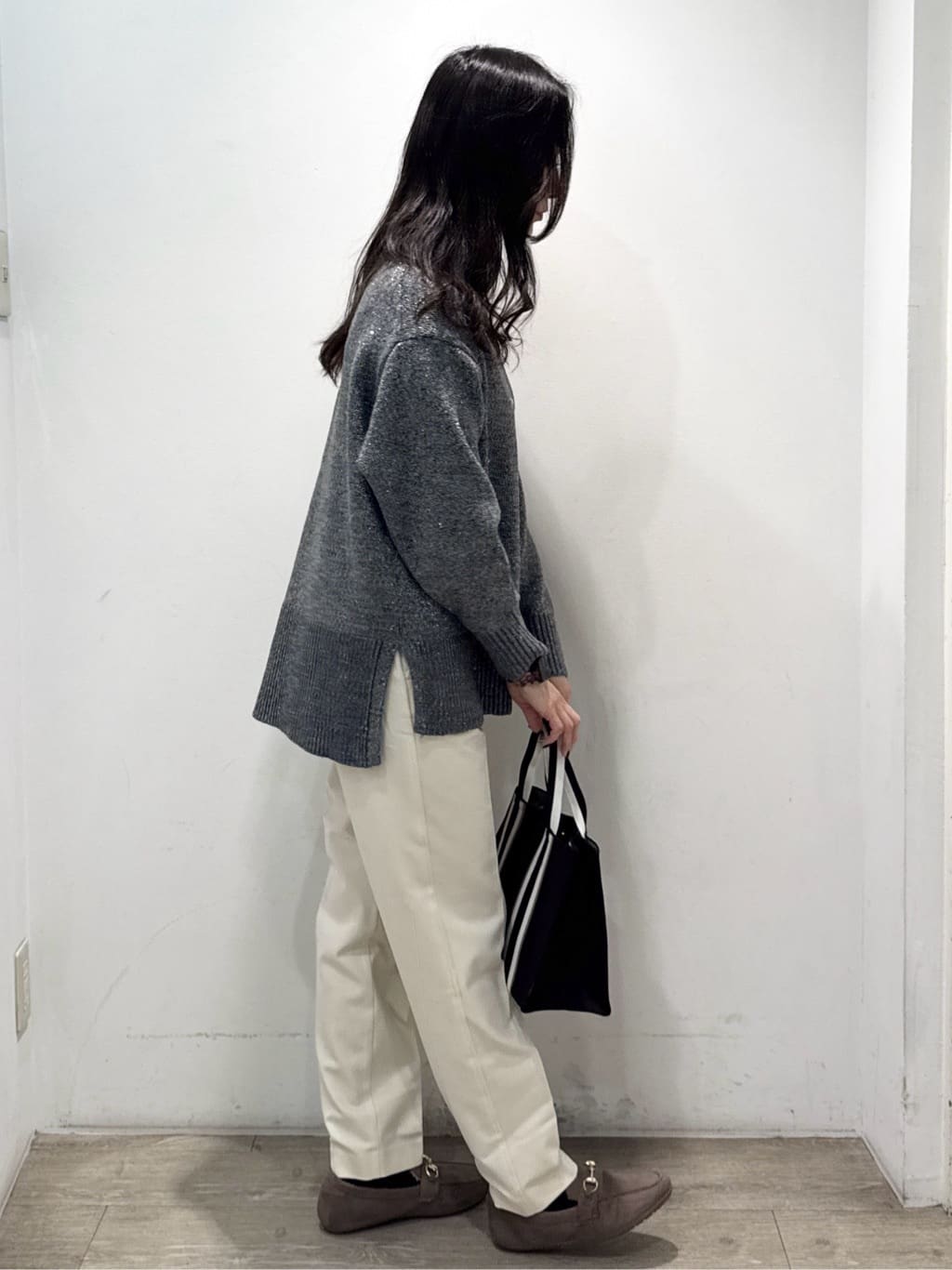 yuicciさんの「OPAQUE.CLIP｜ウォームタッチ テーパードパンツ【洗濯機洗OK／ストレッチ】」を使ったコーディネート