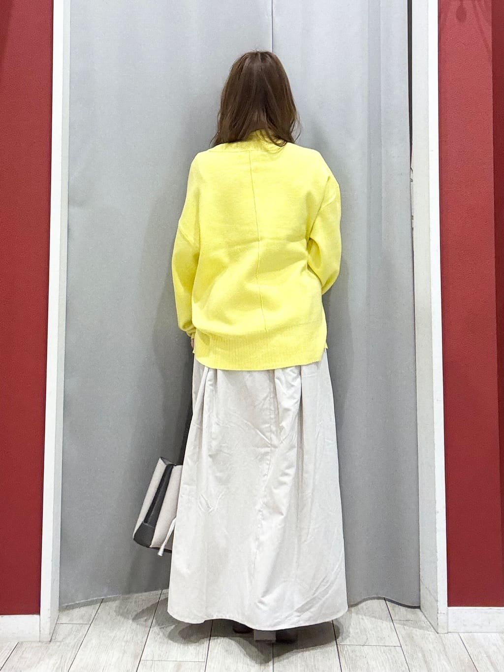 shioさんの「SHOO･LA･RUE｜【撥水/あったか】たっぷり着られる 中綿モンスターショートコート」を使ったコーディネート