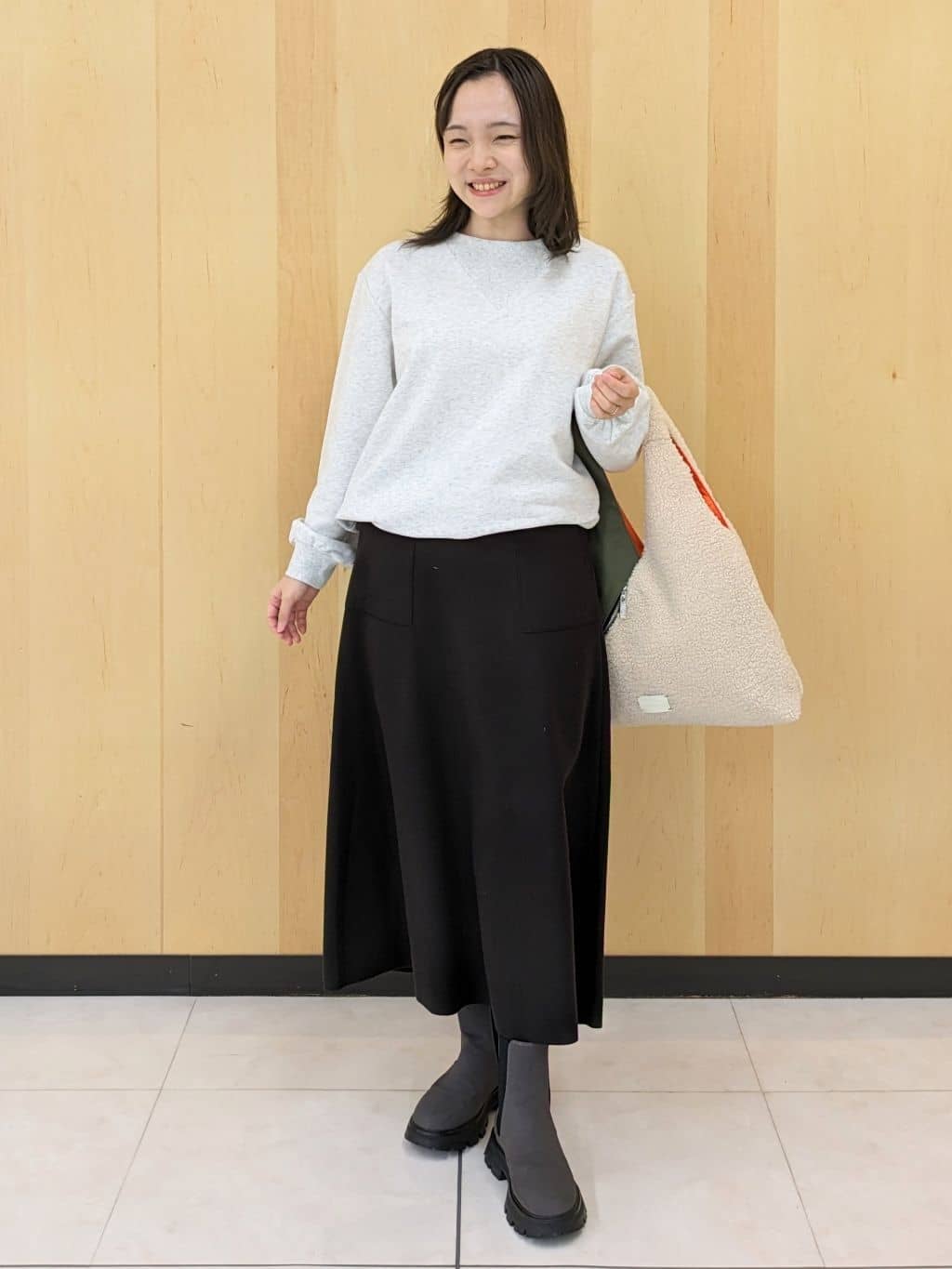 Ayakaさんの「Dessin｜【洗える】ガゼットミニ裏毛プルオ－バー」を使ったコーディネート