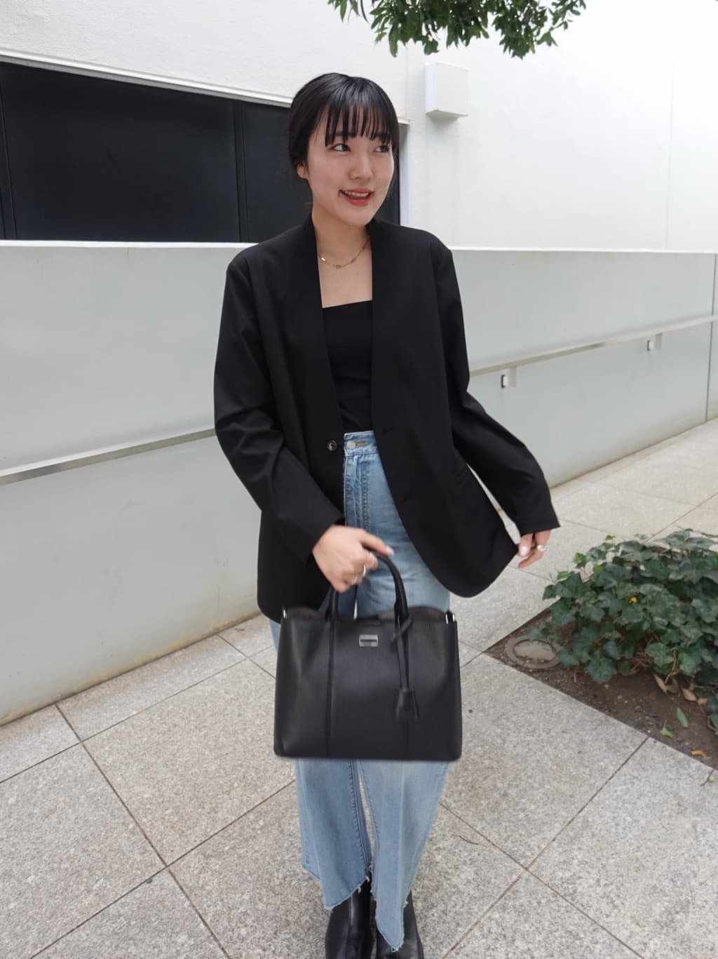 Akutagawaさんの「TAKEO KIKUCHI｜【ON／OFF兼用】CARREMANファブリック ノーカラージャケット」を使ったコーディネート