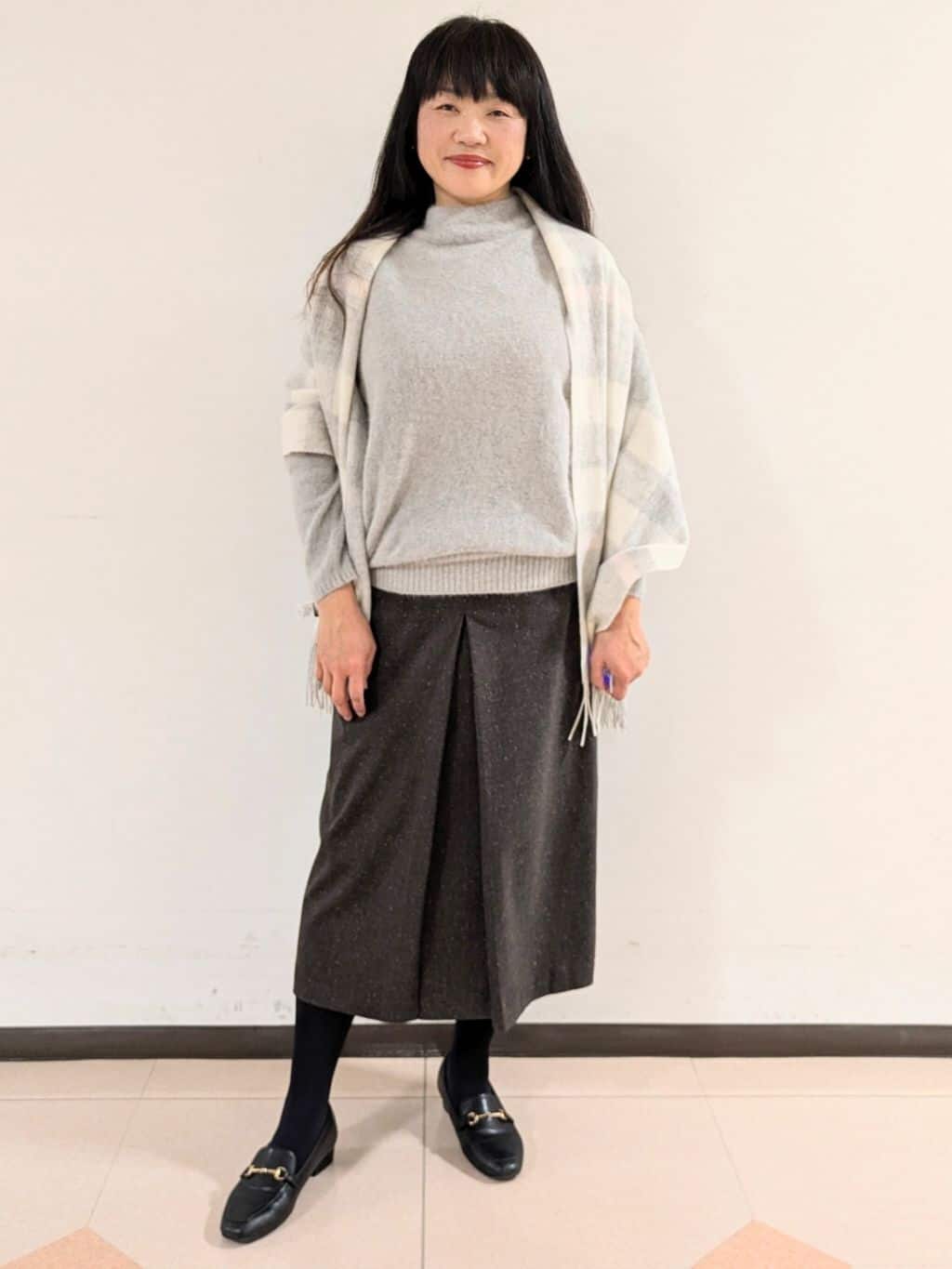 ともさんの「UNTITLED｜【大人な品格/ふわふわニット】フォックスカシミヤ コクーンニット」を使ったコーディネート