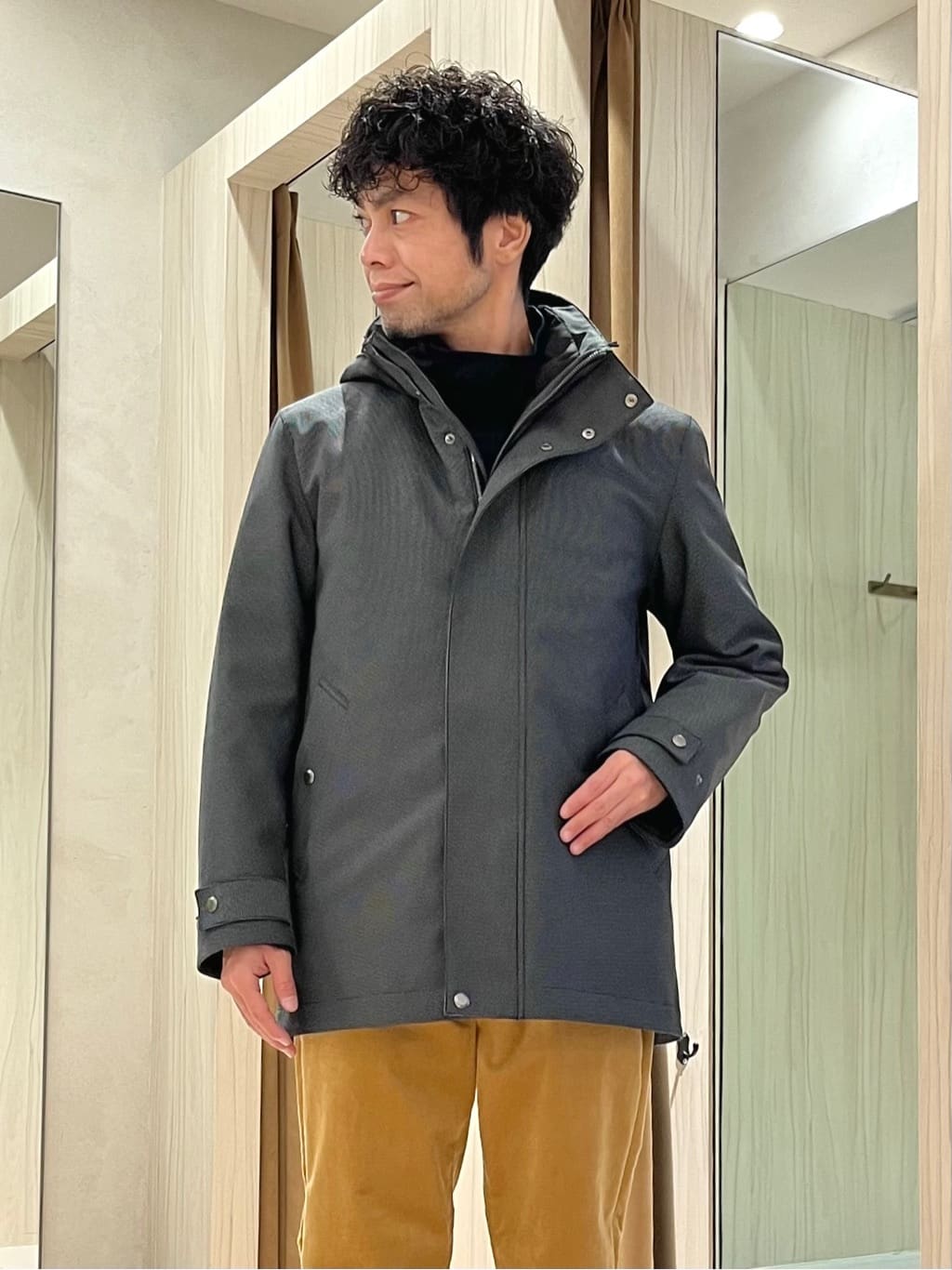 URAさんの「TAKEO KIKUCHI｜【Sサイズ～】ウォーム ミラノリブ オフネック プルオーバー」を使ったコーディネート