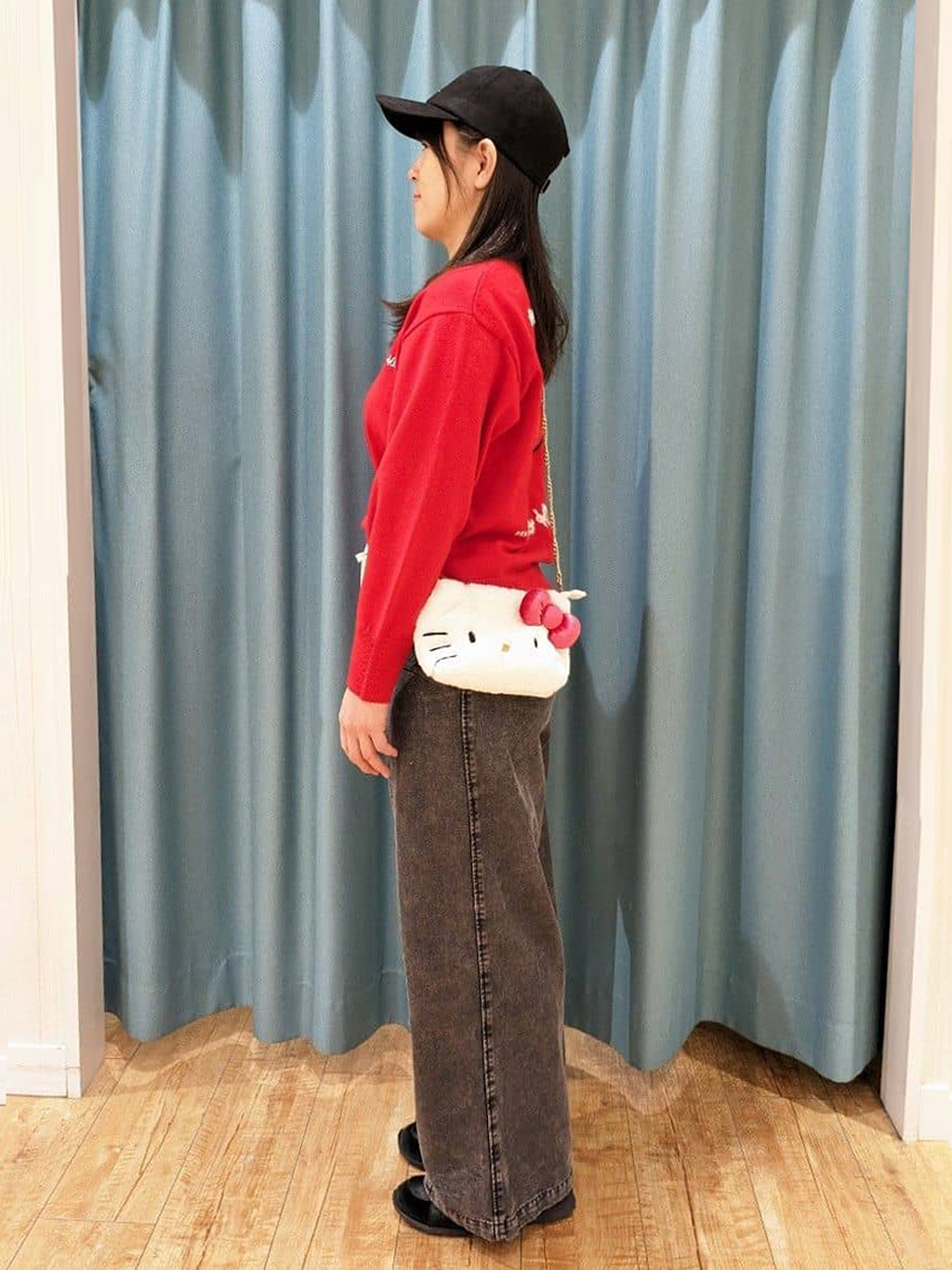 Miさんの「SHOO･LA･RUE｜【S-LL】抜け感あるスタイルに ケミカルデニム イージーワイドパンツ」を使ったコーディネート