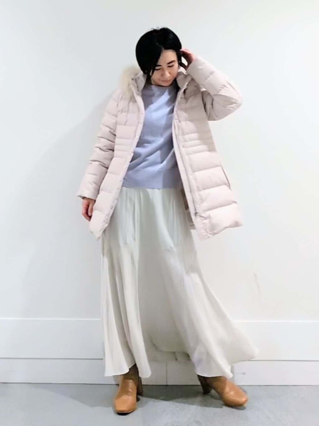 ミズタさんの「UNTITLED｜【はっ水機能/フード取り外し可】ミディダウンコート」を使ったコーディネート
