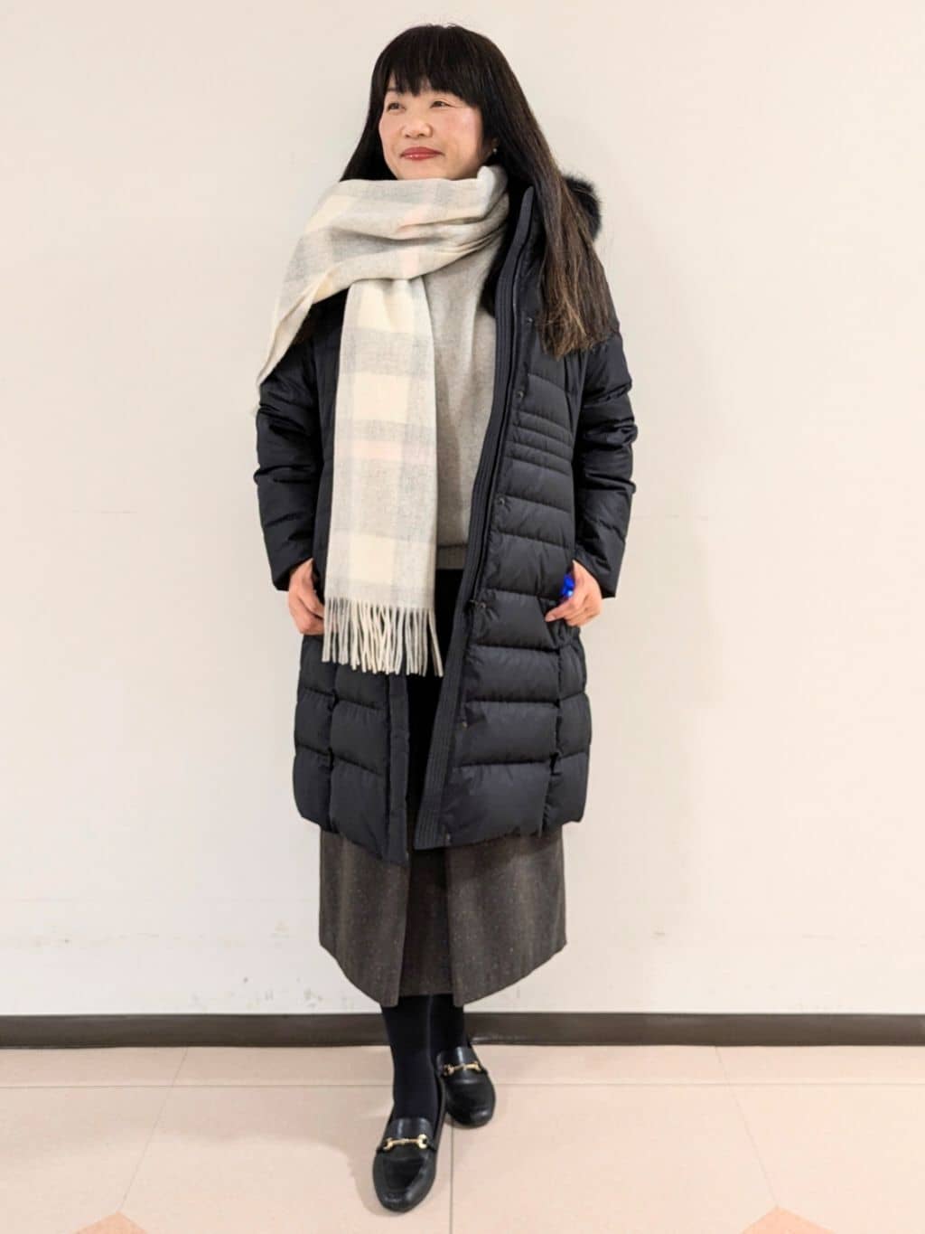 ともさんの「UNTITLED｜【はっ水機能/フード取り外し可/防寒】ロングダウンコート」を使ったコーディネート