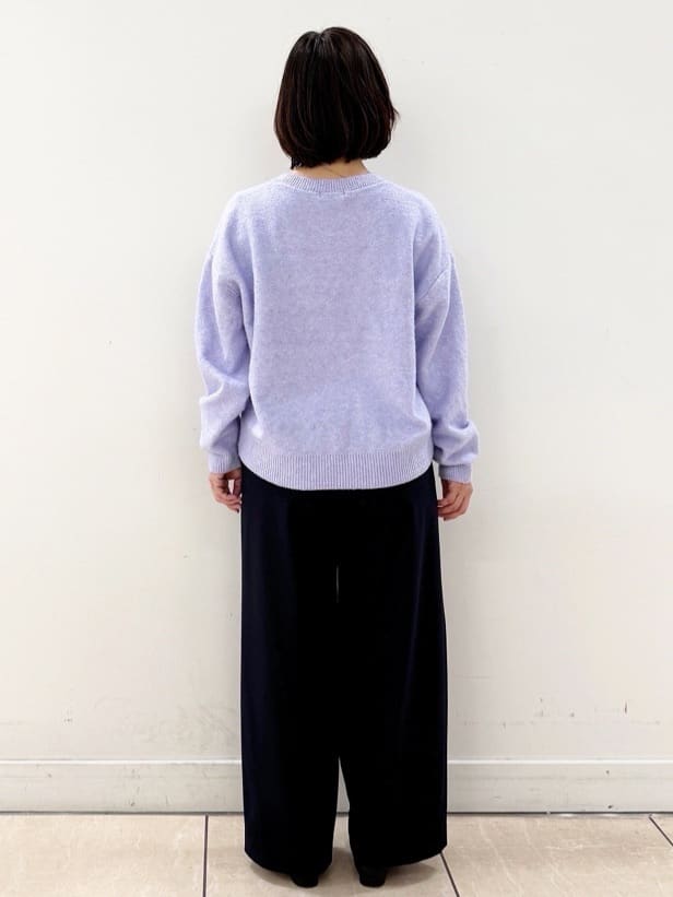 KIKIさんの「Reflect｜【選べる5色／ゆったりシルエット】Vネックスパンコールニット」を使ったコーディネート