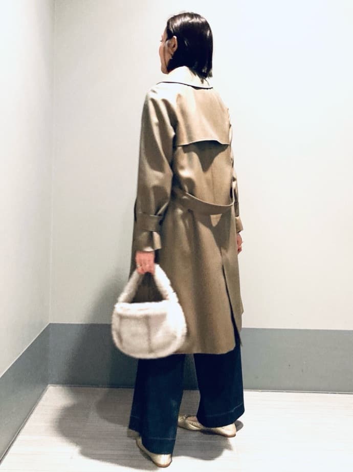 Furuさんの「DRESSTERIOR｜◆コンパクトフェイクファーバッグ」を使ったコーディネート