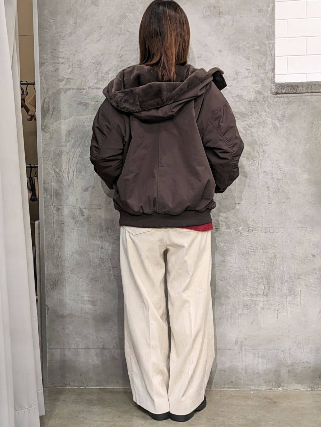  E.Yさんの「THE SHOP TK｜【2WAY/洗える】リバーシブル フェイクファーブルゾン」を使ったコーディネート
