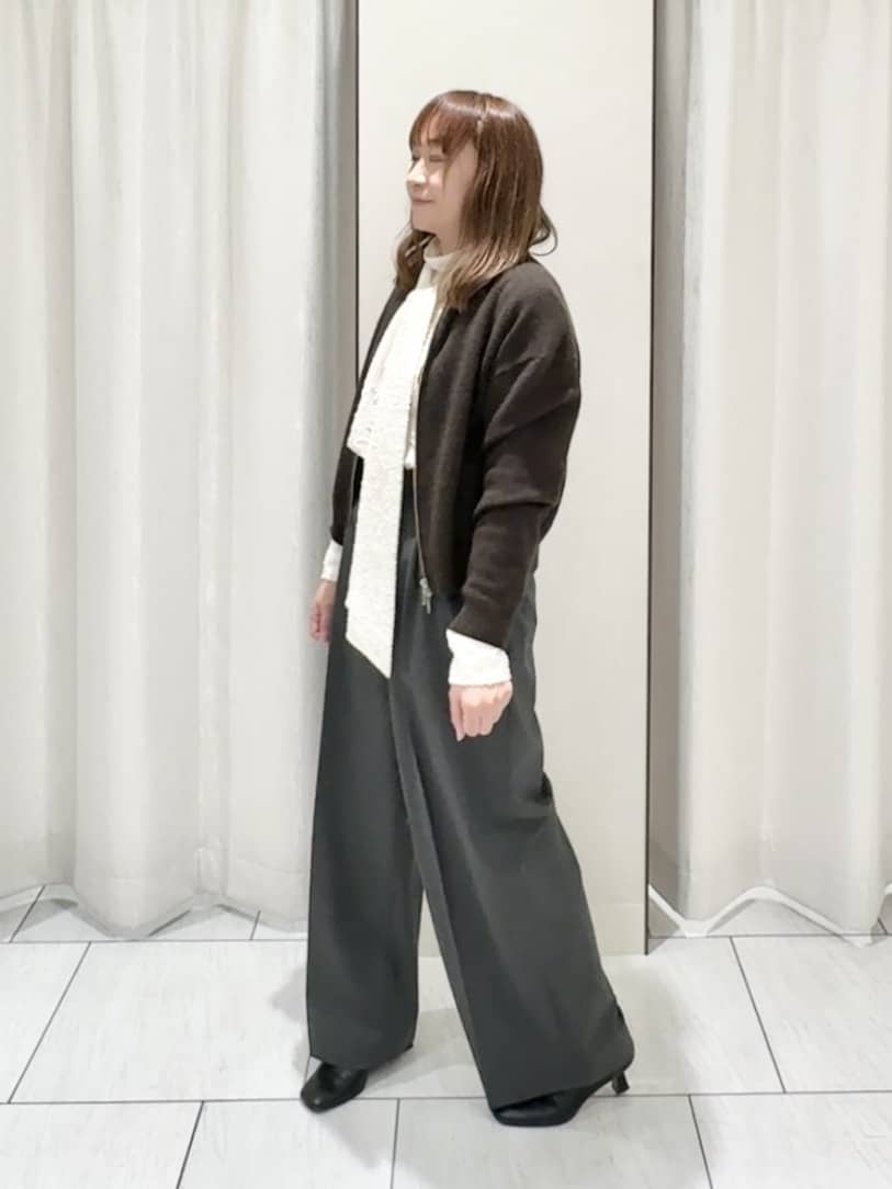 ʏᴜᴋɪᴋᴏさんの「UNTITLED｜【ゆったりサイズ／着丈短め】ジップニットカーディガン」を使ったコーディネート