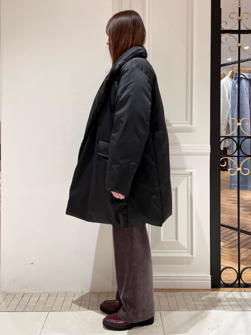 minowaさんの「DRESSTERIOR｜アルパカブレンドVネックニット」を使ったコーディネート