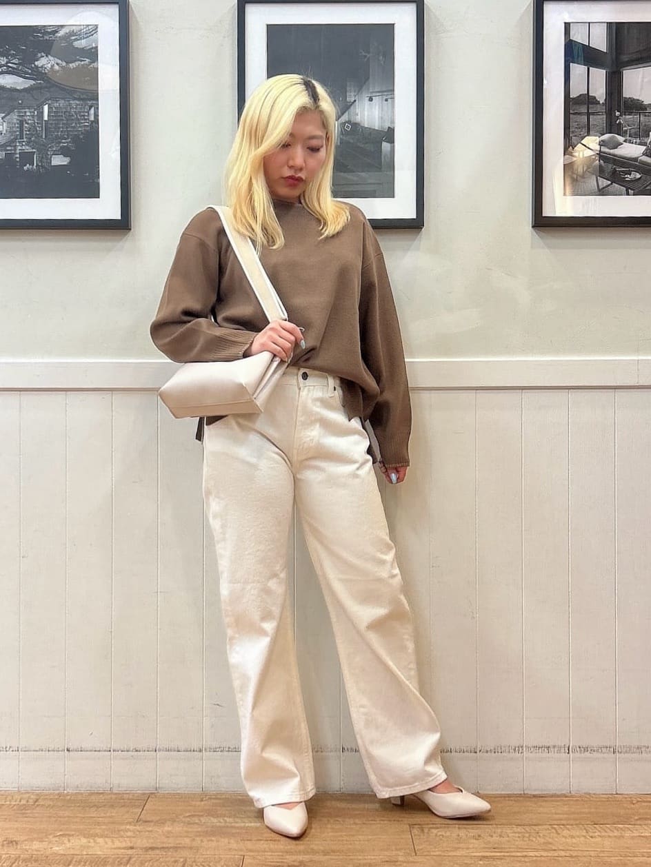 あんこさんの「SHOO･LA･RUE｜【SHOO・LA・RUE DENIM/SS-LL】程よい厚みの ストレートデニムパンツ（10.5オン」を使ったコーディネート