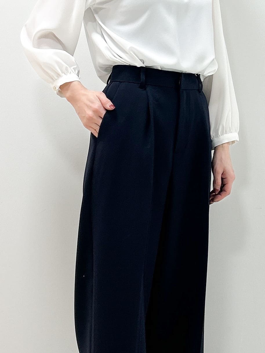 Kaiさんの「Dessin｜【洗える】フリルネックジョーゼットブラウス」を使ったコーディネート