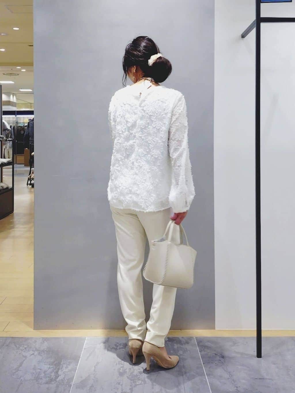 TOMOMIさんの「INDIVI｜【洗える／裏起毛】ストレッチウォームパンツ」を使ったコーディネート