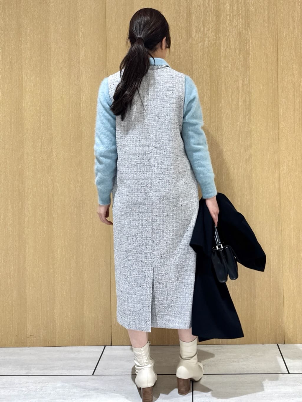nanaさんの「UNTITLED｜【ふわふわニット/オンオフ使える】フォックスカシミヤ衿付きカーディガン」を使ったコーディネート