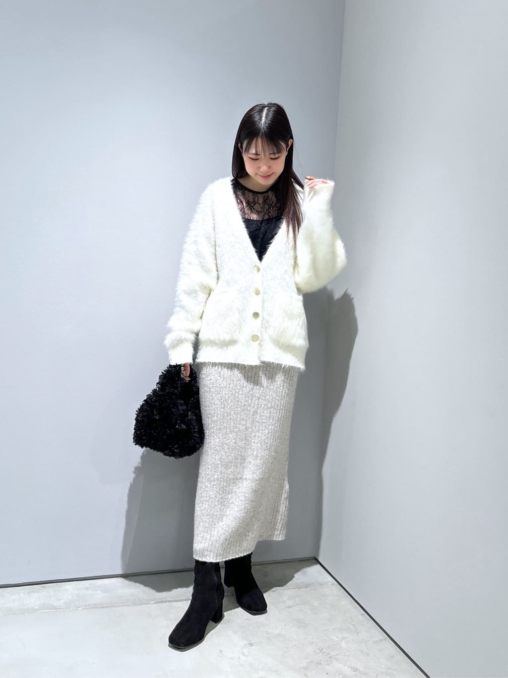 Renoさんの「INDIVI｜レースストレッチカットソー」を使ったコーディネート
