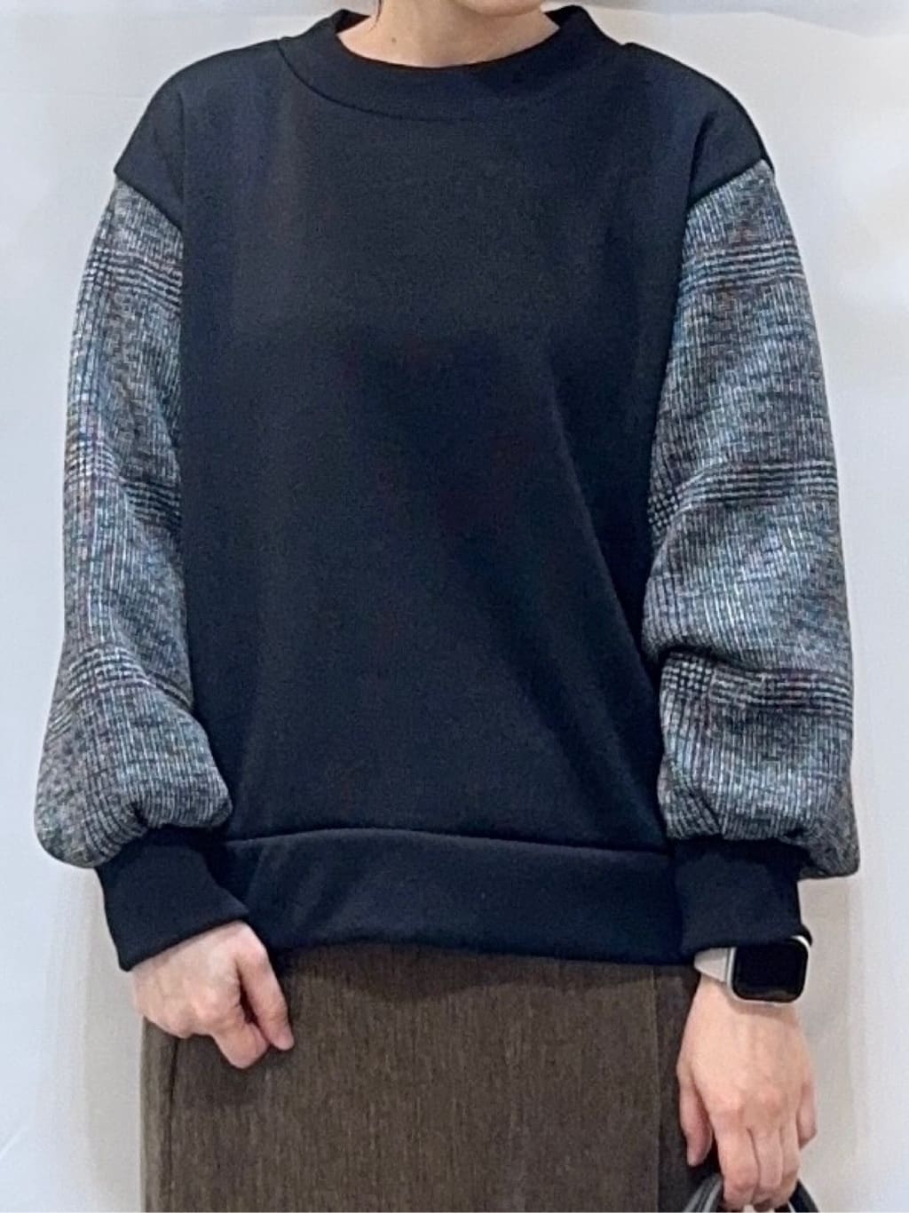 𝐇𝐢𝐫𝐨𝐦𝐢さんの「SHOO･LA･RUE｜【S-L/あったか】お袖チェック裏起毛トップス」を使ったコーディネート