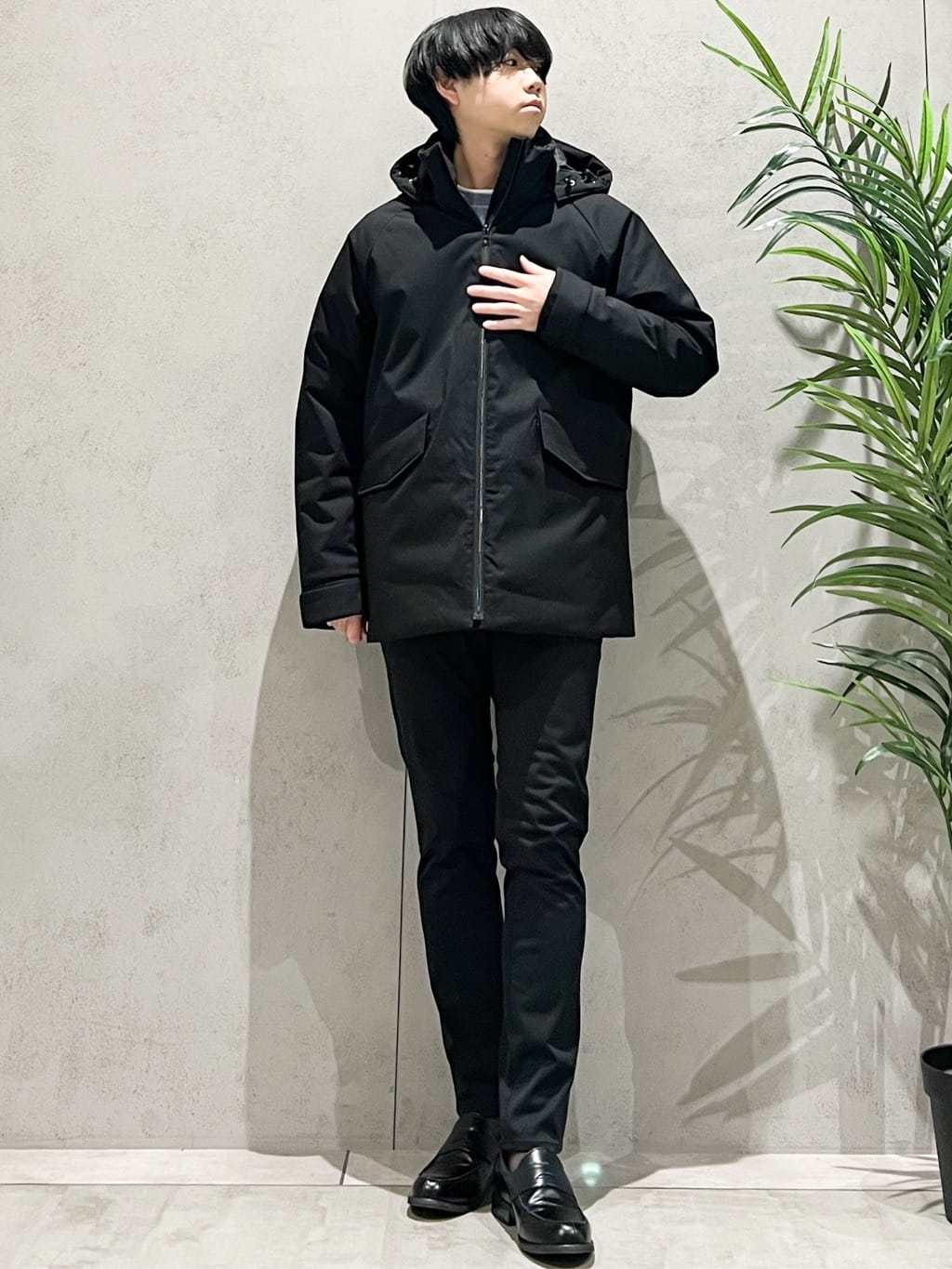 SHI-MAさんの「THE SHOP TK｜【軽くて、暖かい】SORONA／ソロナ 中綿ブルゾン 防風/軽量/洗濯機OK/フード脱着可」を使ったコーディネート
