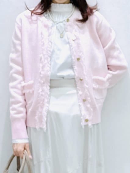 Miwaさんの「UNTITLED｜◆【コットン100/洗える】シャーリングフリルネックブラウス」を使ったコーディネート