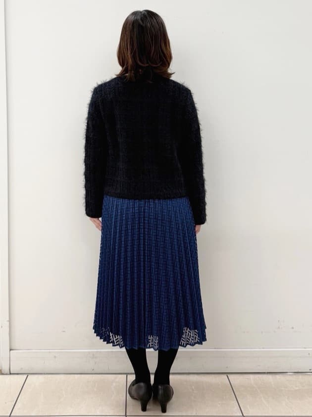 KIKIさんの「Reflect｜【SS-4Lサイズ】シフォン&times;幾何柄レースプリーツワンピース」を使ったコーディネート
