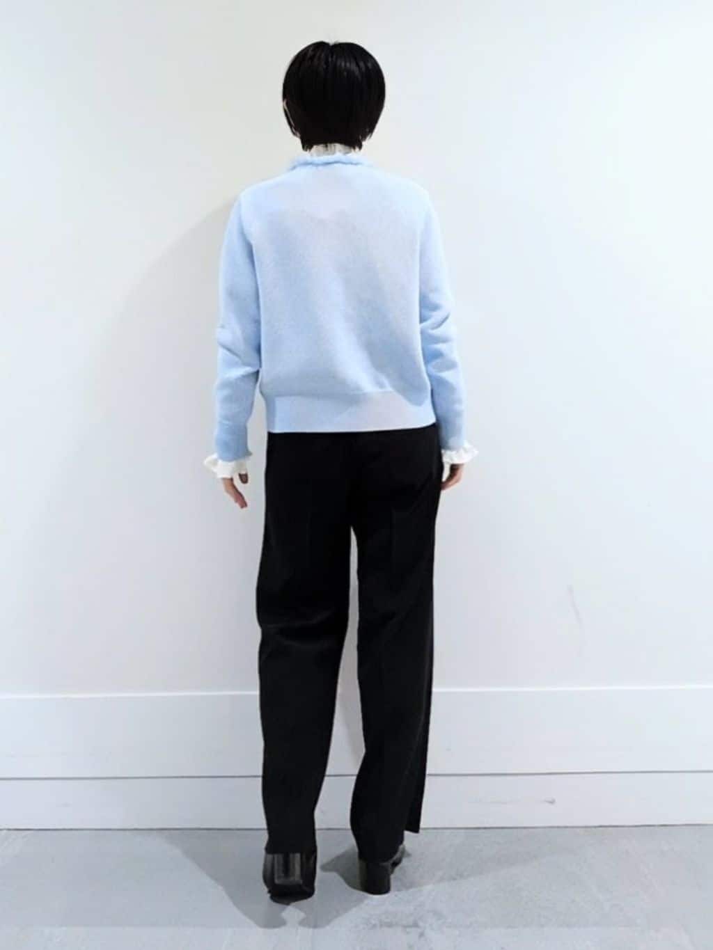 ミズタさんの「UNTITLED｜【洗える/ジャケット風】ツイードニットカーディガン」を使ったコーディネート